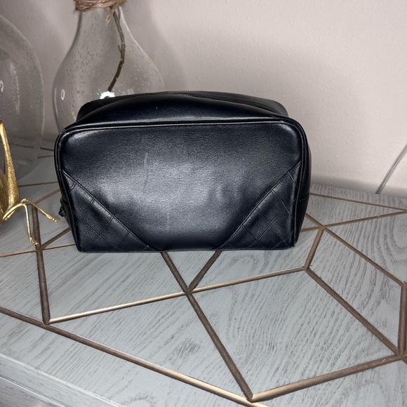 Chanel Shave kit or Toiletry Bag Black - Picture 3 of 9